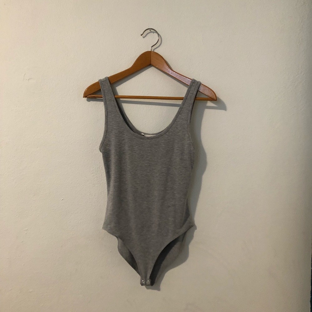 Forever 21 Scoop Neck Bodysuit w/ Snap Closure